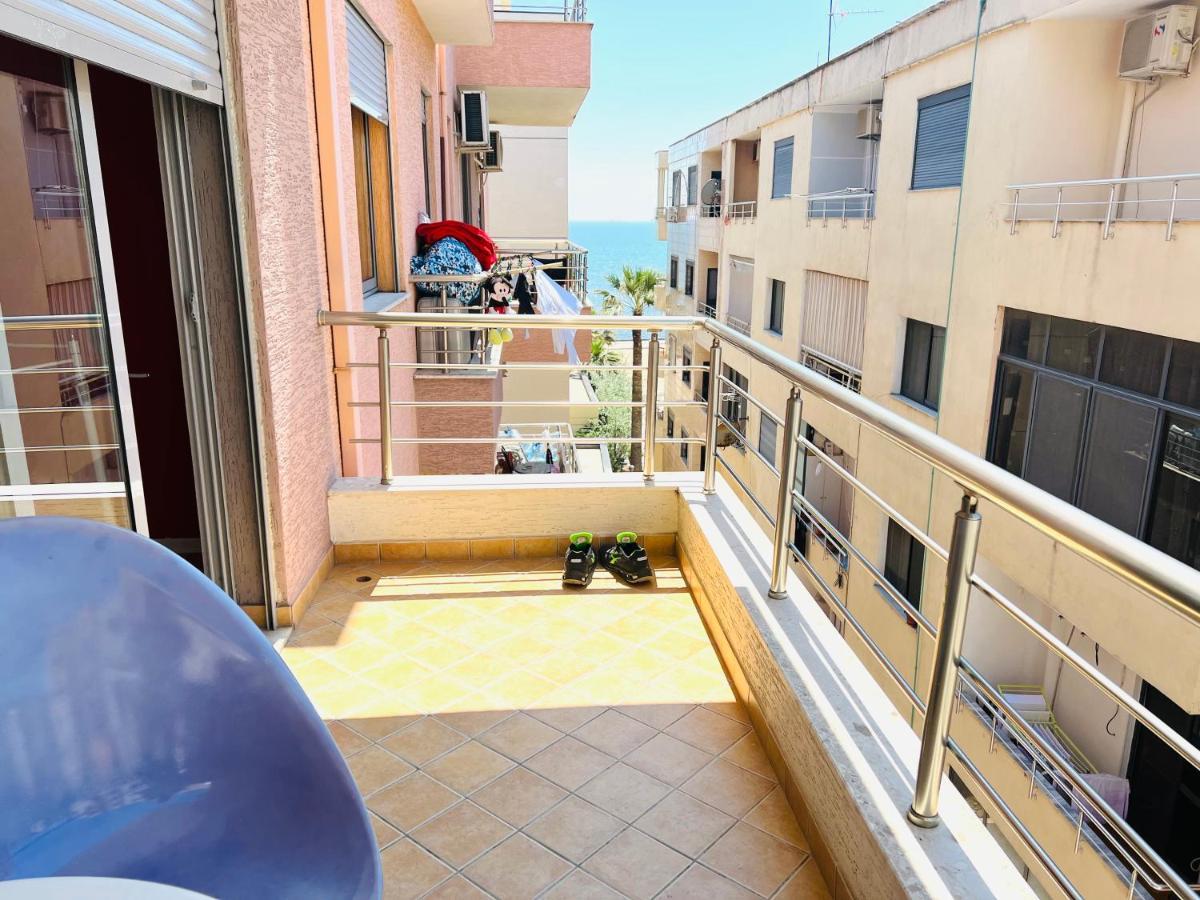 Blue City Apartment Дуррес Экстерьер фото